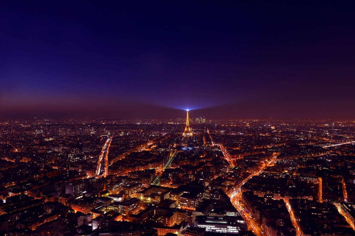 Luzes de Paris: encantando gerações desde o século XVII